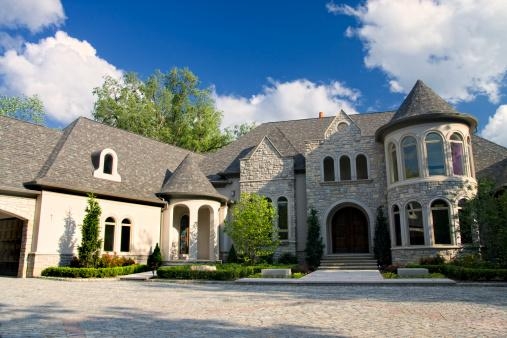 homes_of_the_rich_and_famous